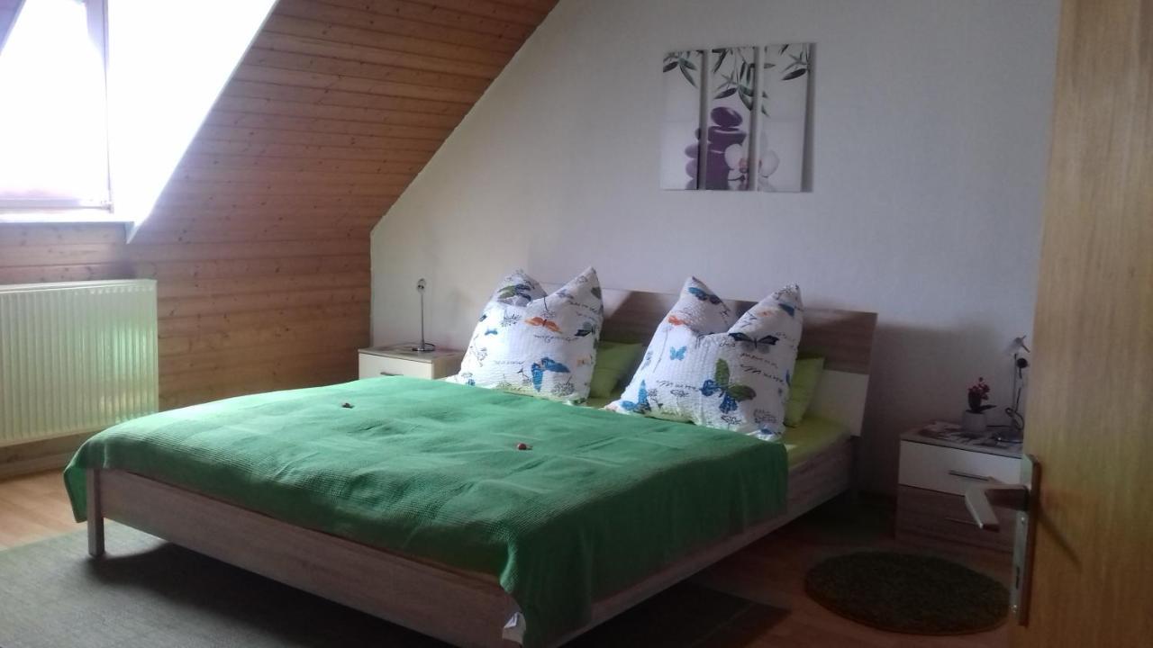 Ferienwohnung Bergblick Trittenheim Exterior photo